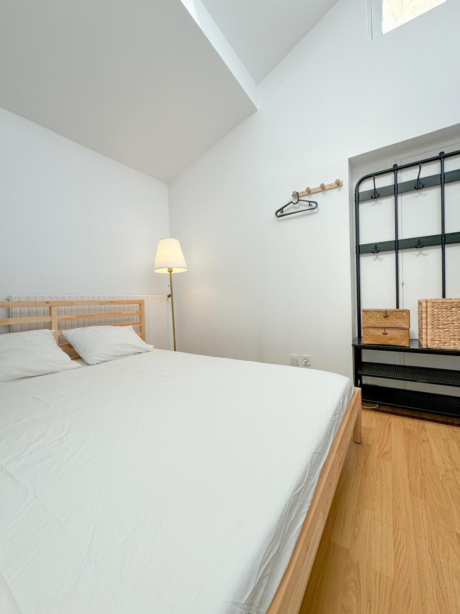 Korean Style Minbak C'Est La Vie Paris Bagnolet Exterior foto